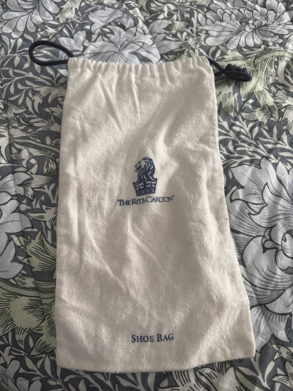 The Ritz-Carlton White Shoe Bag with Drawstring